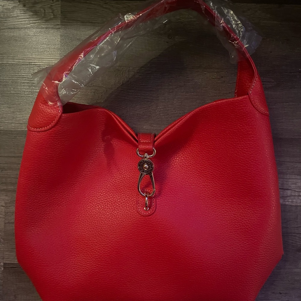 Dooney & Bourke Pebble Leather Small Logo Lock Sac